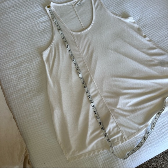 Athleta Relaxed Asymmetrical Drapey Split Hem Tank Tunic in Ivory, Large - Picture 7 of 11